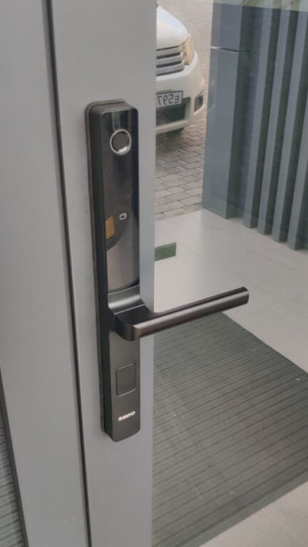 ЭЛЕКТРОННЫЙ ЗАМОК Sanyo U100 TTLock